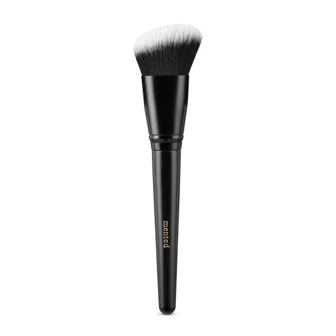 medium firm bronzer brushes.